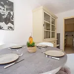 Apartman Bay-1 By Interhome *